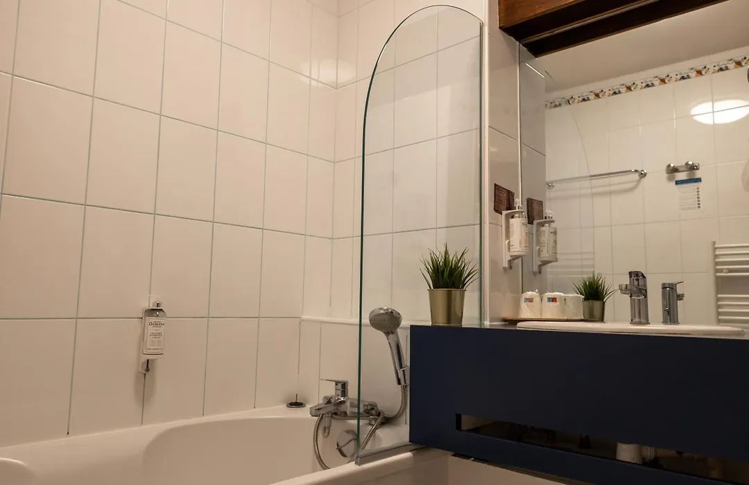 Le Central Boutique Hotel-1